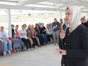AK Partili Dalbudak Tekstil İşçileriyle Buluştu