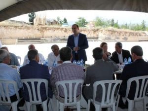 Özhan, Ziyaretlerini Sürdürüyor