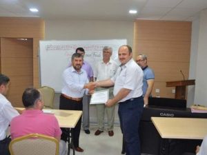 Ezanı Güzel Okuma Hizmet İçi Eğitim Kursiyerlerine Belgeleri Verildi