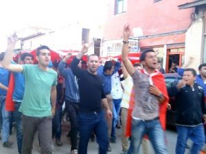 Pasinler’de HDP’ye Büyük Tepki