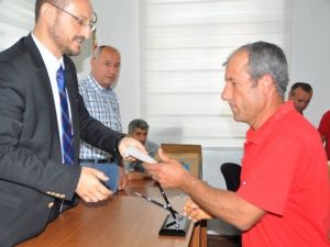 Başkan Özcan Özverili Çalışan İşçileri Ödüllendirildi