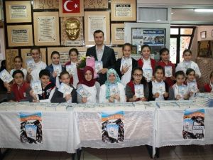 İsmetpaşalı Minik Yazarlar Kitaplarını İmzaladı
