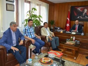 Tüfenkci, Ziyaretlerine Devam Ediyor