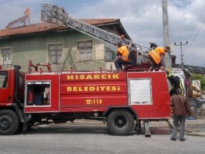 Hisarcık’ta Ahşap Ev Yangını