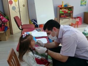 Anaokulu Öğrencilerine ’Flor’ Uygulaması Yapıldı
