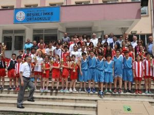 Trabzon’da Okul Sporları Faaliyetlerine En Fazla Branşta Katılan Okullar Desteklendi