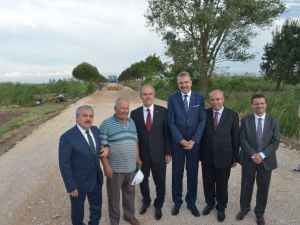 Arazi Yolları Büyükşehir İle Güzelleşiyor