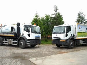 Çevre Ve Şehircilik Bakanlığı Bolvadin Belediyesine Çöp Kamyonu Hibe Etti