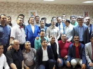 ‘Dost Meclisi’ Siyasileri Ağırladı