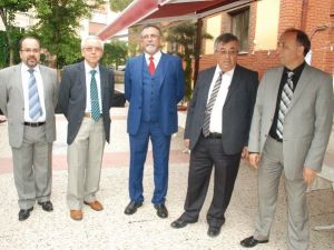Yeni Mühendisler Yemin Etti, Rozet Taktı