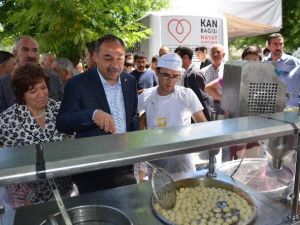 MHP’li Yıldız’dan Seçim Öncesi Malatyalılara Lokma İkramı