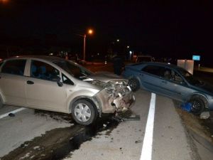 Trafiğe Kapalı Yolda Kaza: 2 Ölü, 3 Yaralı