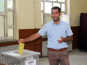 Ağrı’da Oy Verme İşlemleri Başladı