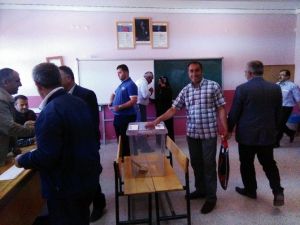 Adilcevaz’da Oy Verme İşlemi Başladı