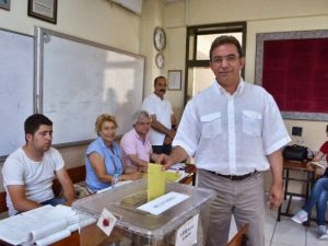 CHP Milletvekili Adayı Budak Oyunu Kullandı
