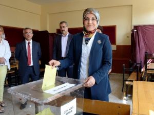 Başkan Toru, Oyunu Alparslan Ortaokulu’nda Kullandı