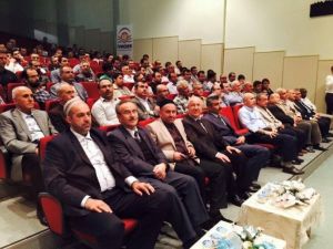 İhlas Vakfı Mezunları Pilav Günü’nde Bir Araya Geldi