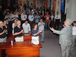 AK Parti Kuşadası İlçe Danışma Kurulu Toplantısı Yapıldı