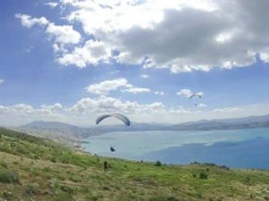 Havacılık Topluluğu Öğrencileri Sivrice Yamaç Paraşütü Festivali’ne Katıldı