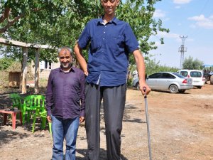 Dünyanın En Uzun Adamı Sultan Kösen Evleniyor