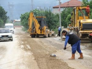 Kuzuluk Mahallesinde Alt Yapı Çalışmaları Devam Ediyor