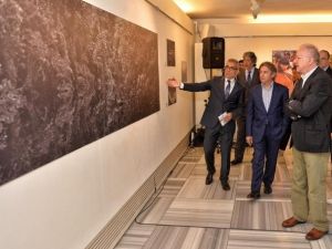 Peru Amazonları Sergisi Beyoğlu Sanat Galerisi’nde Açıldı