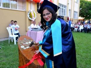 Söke Hilmi Fırat Anadolu Lisesi 175 Öğrenci Mezun Etti