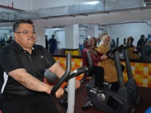 Bilecik Belediyesi Spor Merkezi Vatandaşların Hizmetine Girdi