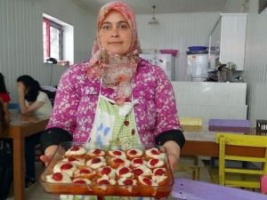 Kadın Girişimci Çinlilerin Ağzını Tatlandıracak