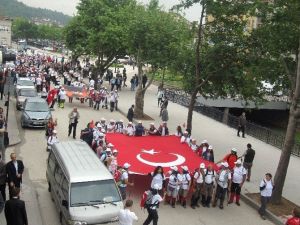 Atatürk Ve İstiklal Yolu Yürüyüşü Başladı