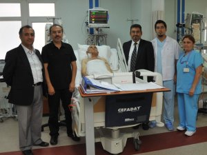 Ameliyatsız Aort Kapağı Değişimi Başarıyla Gerçekleşti