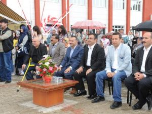 Bozüyük Mesleki Ve Teknik Anadolu Lisesi Mezunlarını Verdi