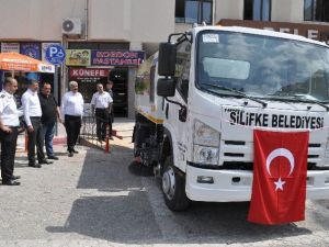 Silifke Belediyesi Temizlik İşleri Filosuna Yeni Araç