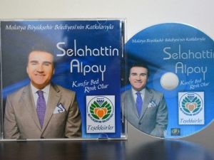 Büyükşehir Belediyesi Tarafından Selahattin Alpay’ın Albümü Yayınlandı