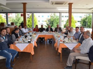 AK Parti Yürütme Kurulu'nu Belirledi