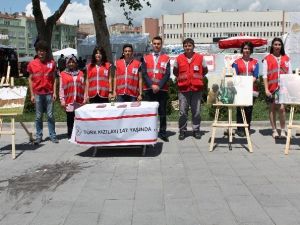 Niğde Kızılay Şubesi Kızılay 147. Kuruluş Yıl Dönümünde Fotoğraf Sergisi Açtı