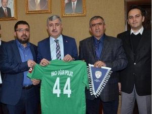 Yeşilyurtspor Yönetimi Tekin İle Görüştü