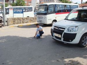 Burhaniyeli Küçük Serhat’tan Örnek Davranış