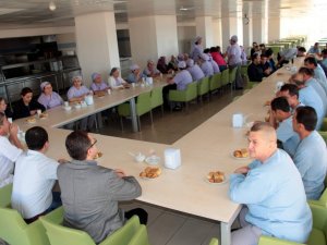 Hastane Kurtaran Personele Teşekkür