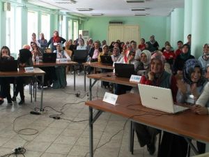 Sakarya’da AFAD, Halk Eğitim Merkezi Ve S.a.b.a.h. Derneği İşbirliği İle Afet Bilinci Bilgi Yarışması Düzenlendi