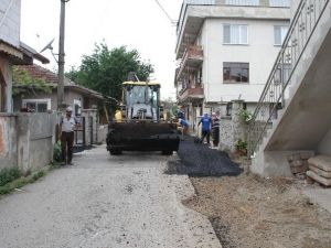 Akyazı Belediyesi Asfalt Yama Çalışmaları Devam Ediyor