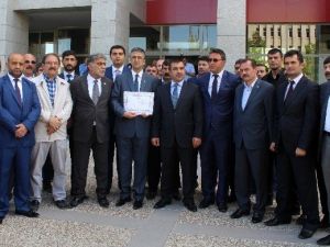 MHP Erzurum Milletvekili Prof. Kamil Aydın, Mazbatasını Aldı