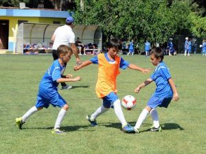 Büyükşehir’den 19 İlçede 19 Ayrı Branşta Yaz Spor Okulu