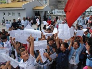 Gürün’de Okullarda Karne Heyecanı Yaşandı