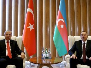 Cumhurbaşkanı Erdoğan, Azeri Mevkidaşı Aliyev İle Başbaşa Görüştü