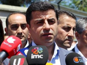 Hdp Eş Genel Başkanı Selahattin Demirtaş: