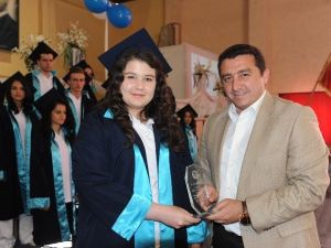 Bozüyük Zehra Ulusay Mesleki Ve Teknik Anadolu Lisesi 18’nci Dönem Mezunlarını Verdi