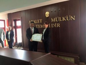 AK Partili Milletvekilleri Mazbatalarını Aldı