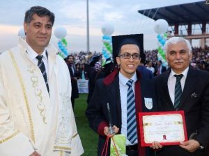 Karabük Üniversitesi 7 Bin Öğrenciyi Mezun Etti