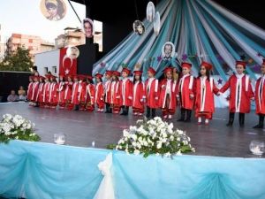 Aliağa Belediyesi Çocuk Evi’nde Mezuniyet Coşkusu